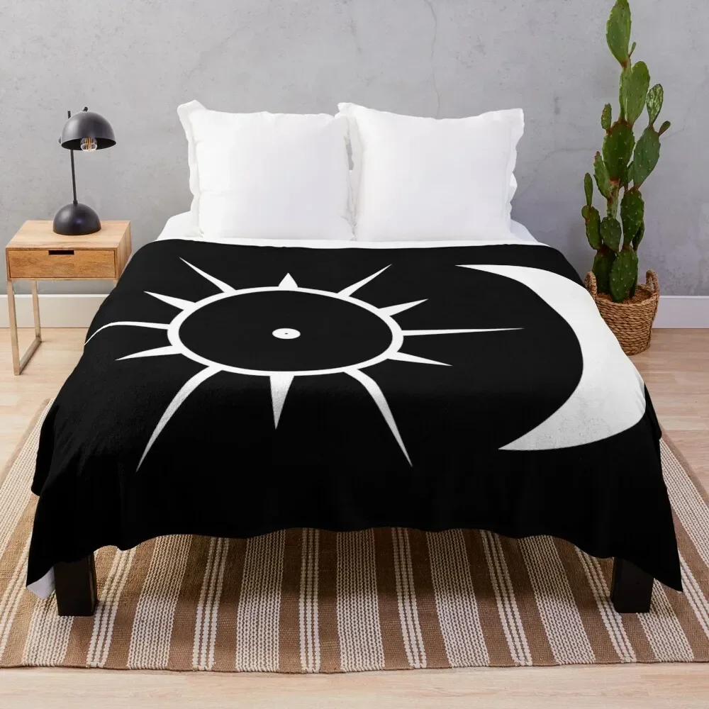 

Sun Moon Throw Blanket Flannels Cute Plaid manga Bed linens Blankets