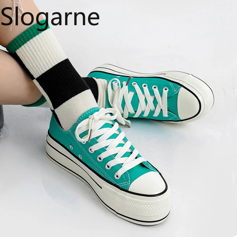 2026 New Students Spring Autumn Sneakers Girls 4CM Thick Sole Invisible Height Increased Canvas Shoes Women Casual Sports Shoes