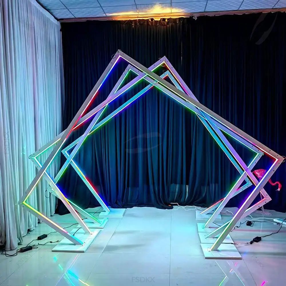

Wedding Ceremony Metal Wedding Arch Backdrop Led Tunnel Geometric Arch for Stage