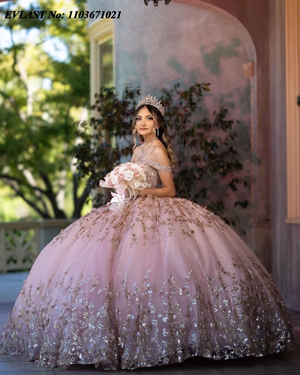 EVLAST Personalizado Rosa Lantejoulas Quinceanera Vestido de Baile Applique Frisado Cristal Em Camadas Doce 16 Vestidos De 15 Anos SQ750