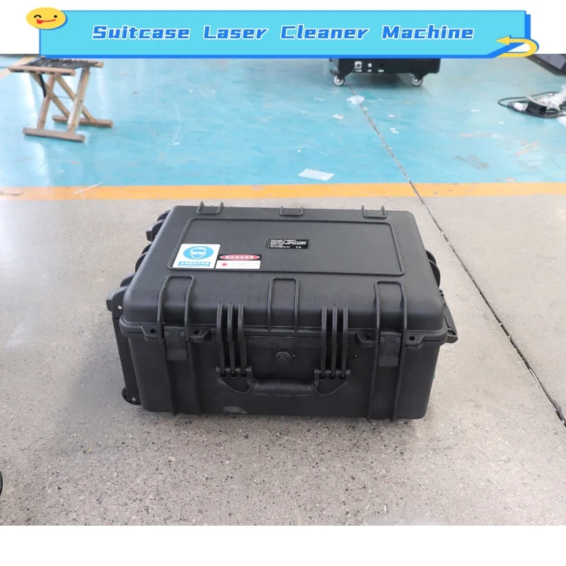 200W 300W Pulse Laser Suitcase Portable Laser Cleaning Machine Pulse Laser Cleaner Rust Removal For Factory Direct Sales