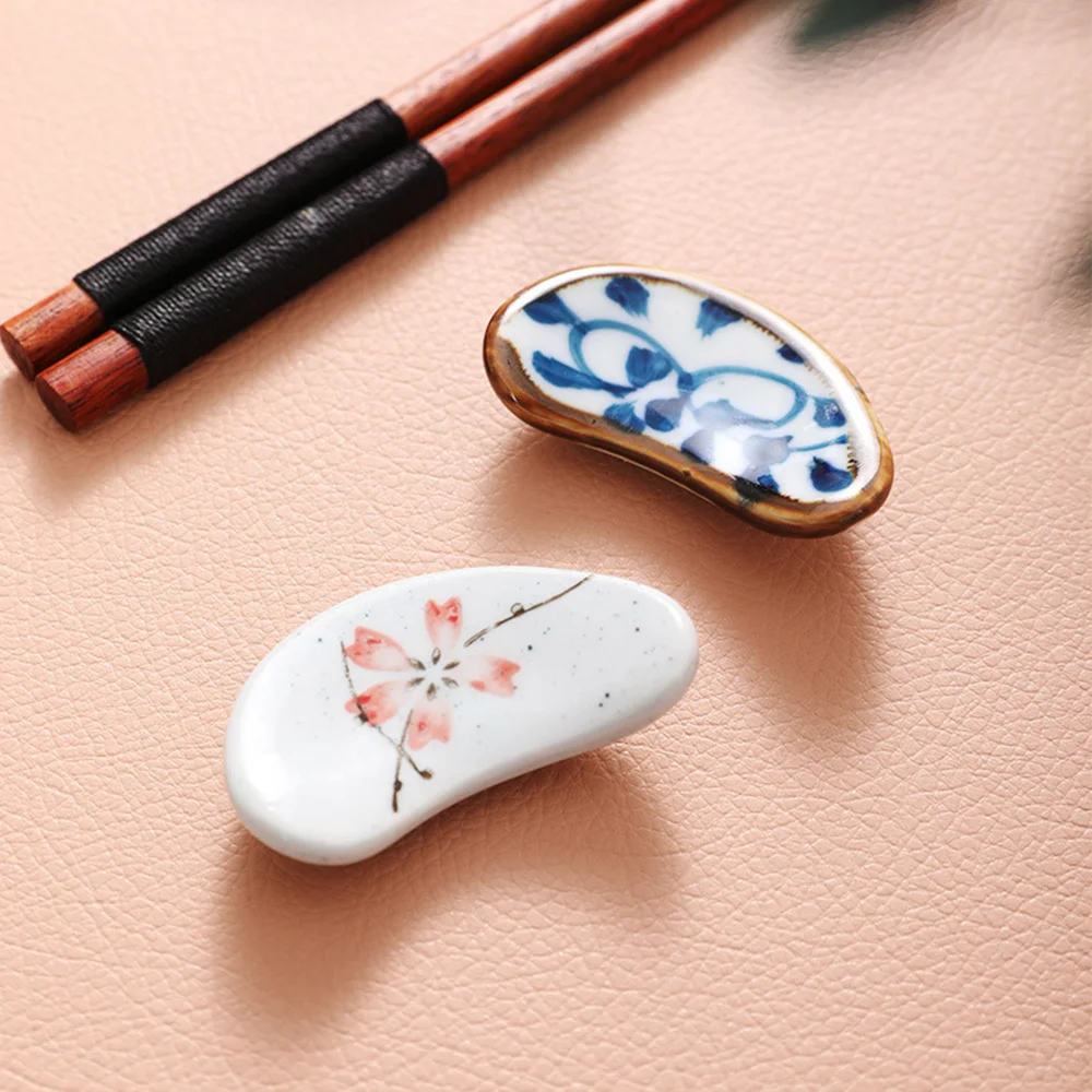 Crescent Ceramic Chopstick Holder Chopsticks Rest Japanese Chopsticks Pillow Spoon Fork Stand Dining Table Accessories Supplies