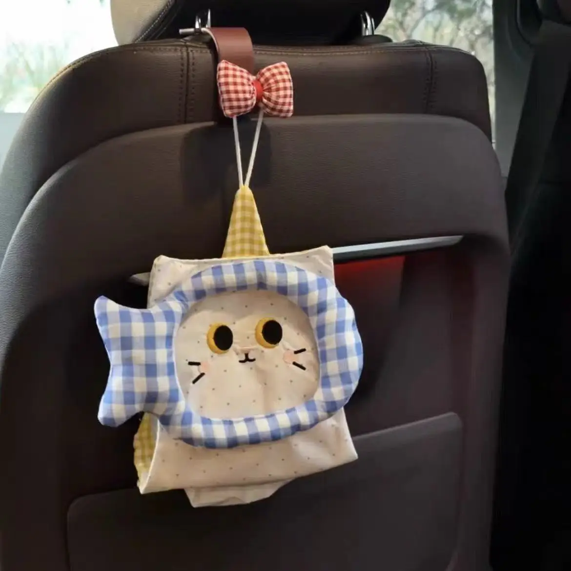 Ins Cute Cat Tissue Hanging Type Household Student Dormitory Car Tissue Box Wall Hanging Type Dormitory Living Room Paper Cover
