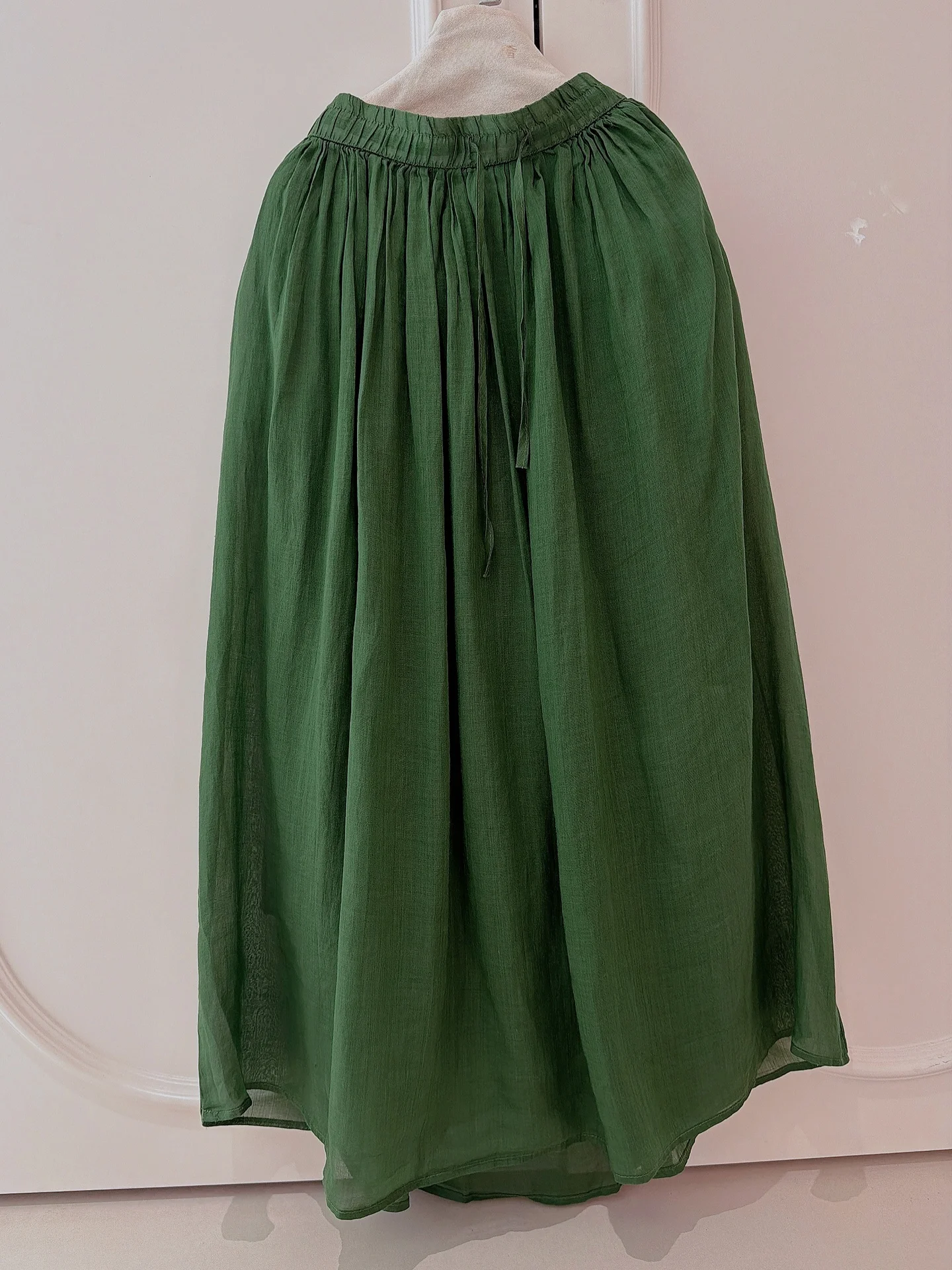

Женская длинная юбка-полусолнце из чистого льна в стиле ретро, зеленая, с отделкой, свободного кроя, с внутренней подкладкой, для прохладного сезона