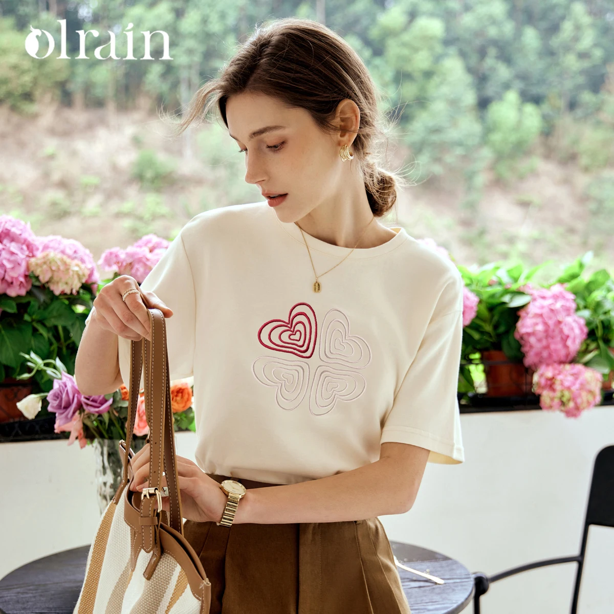 

OLrain Women's French Love Embroidered T-shirt Apricot Short-sleeved Crew Neck Top Spring 2026 New Versatile Clothes O58XT80605
