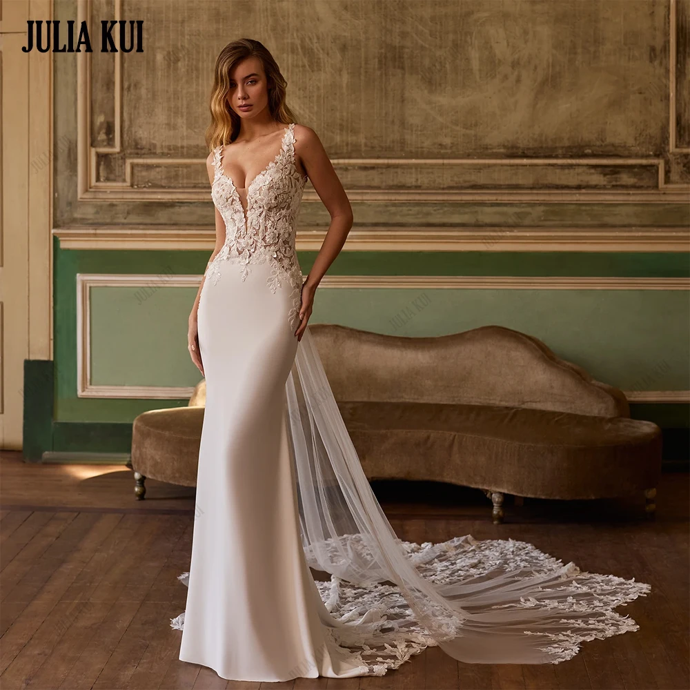 

Julia Kui Custom Made Simple 2 In 1 Mermaid Wedding Dresses Beading Pearls Lace Spaghetti Straps V-Neck Bridal Gown With Train
