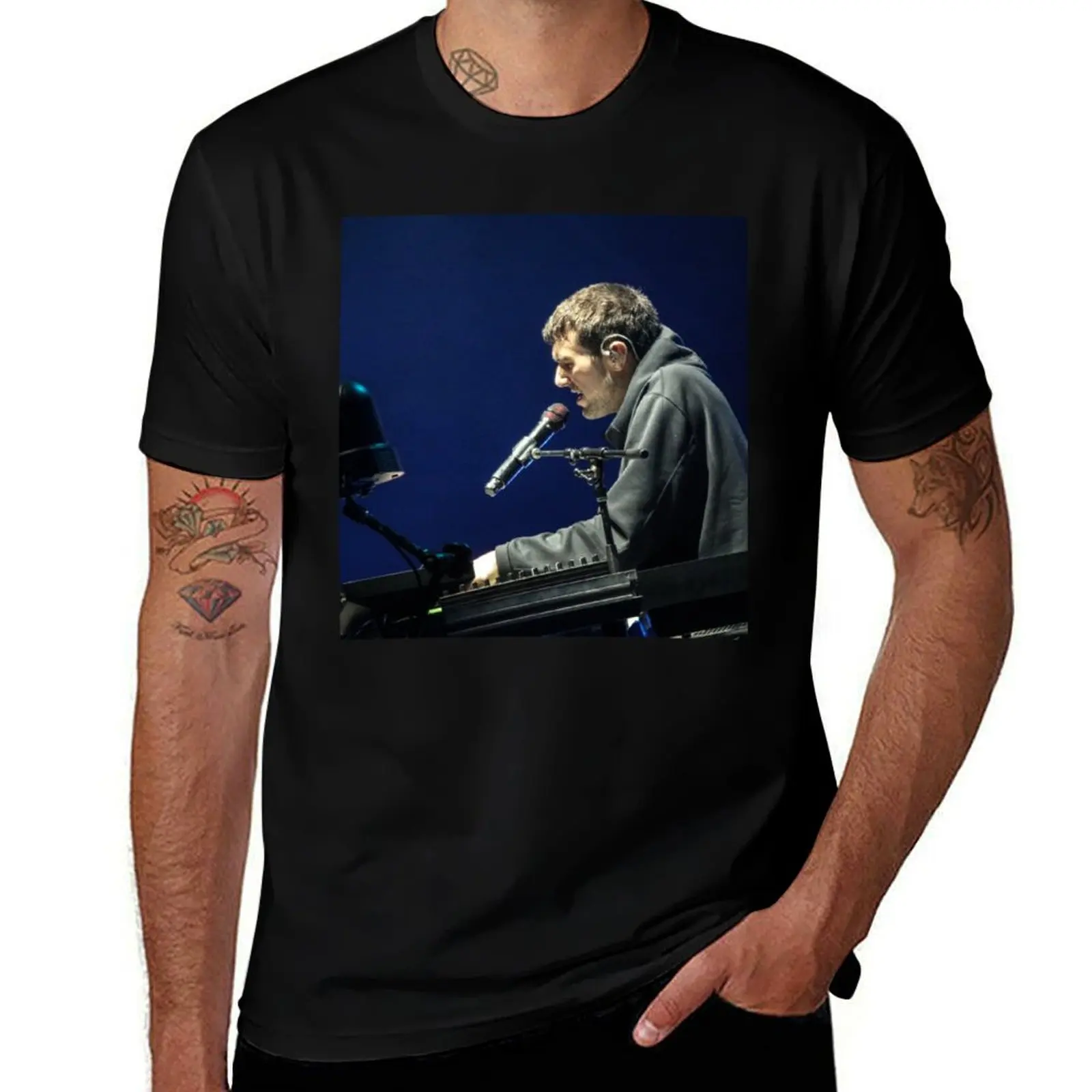 

fred again T-Shirt new edition football t shirt vintage anime shirt oversized t shirt men