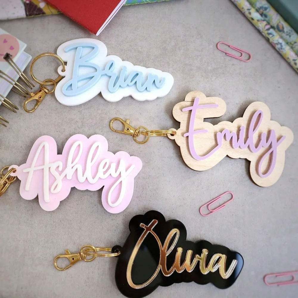 KADRUFI لطيف مخصص ثلاثية الأبعاد اسم سلسلة مفاتيح مصنوعة من الأكريليك الوردي الأزرق الأسود مجلس لوحة شخصية على ظهره على ظهره سيارة مفتاح السيارة #6