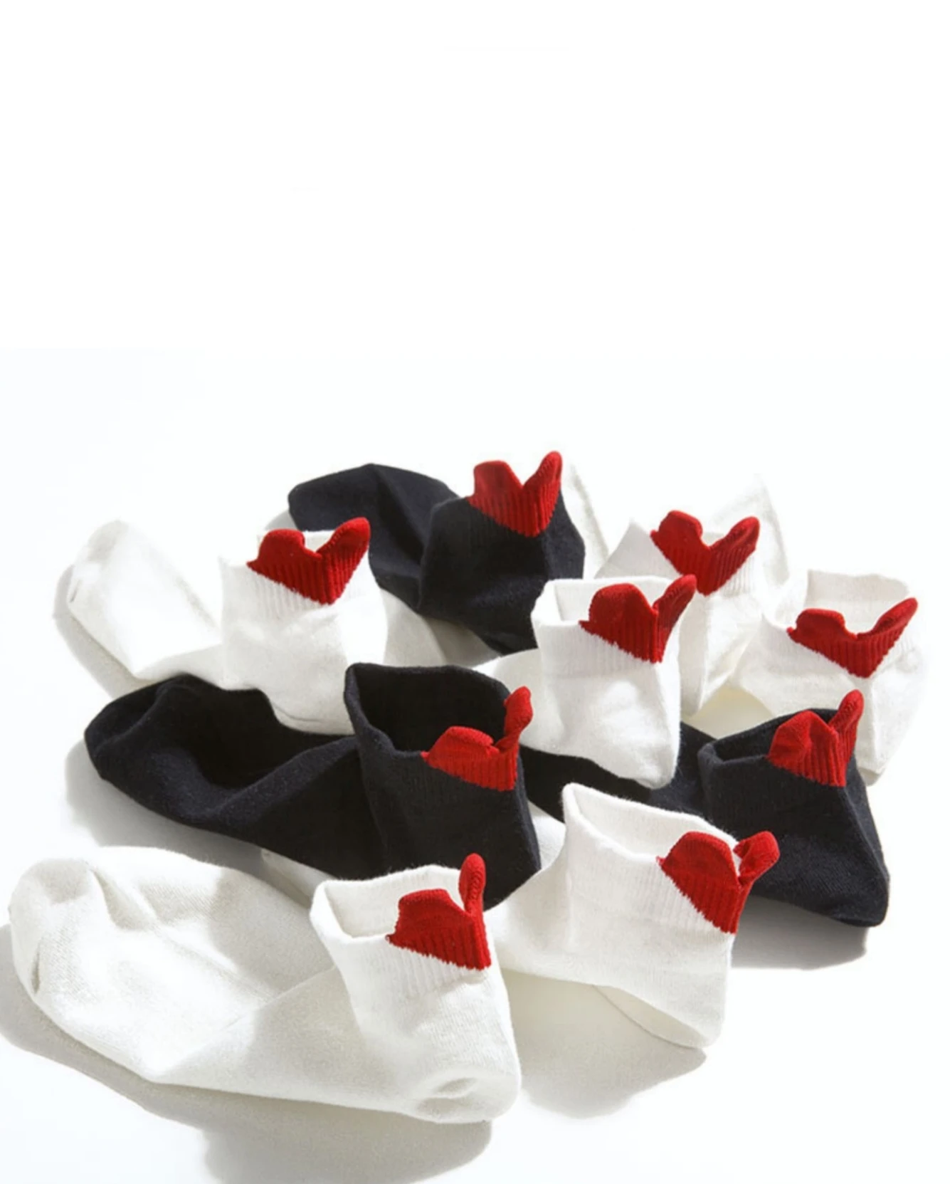 Women's Fashion Boat Socks, Summer Low-Cut Ankle Socks, Breathable with Red Heel Accent, Non-Slip Short Socks Suitable, Black