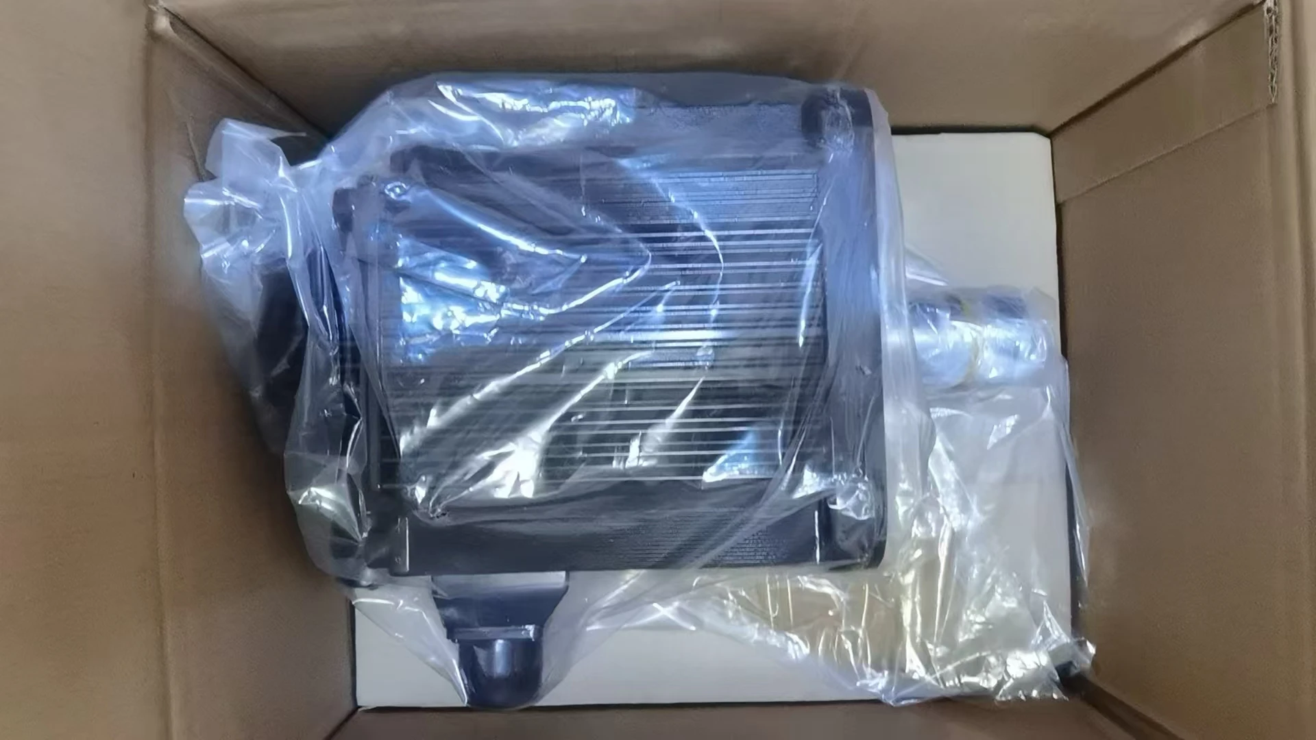 SGMGH-44DCA6F-OY Новый серводвигатель