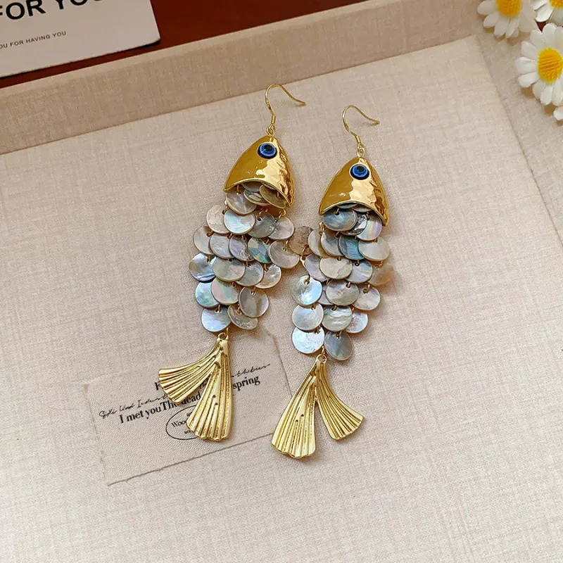 جولة الطبيعية شل استرخى أقراط رواية المحيط الأسماك شكل طويل شرابة انخفاض القرط للنساء سحر الأذن السنانير مجوهرات الحفلات K1