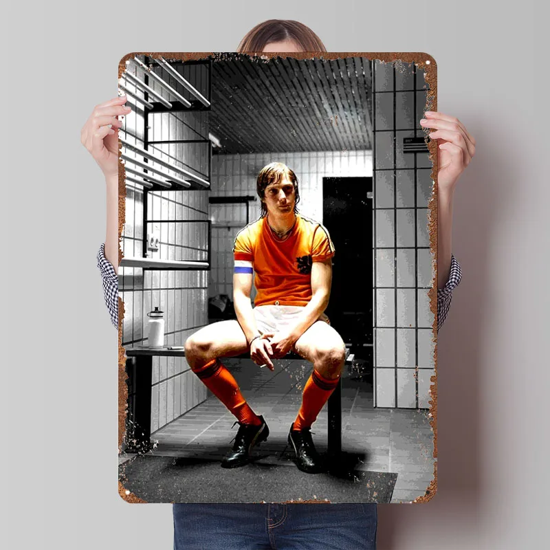 Johan Cruijff Poster Football Player Tinplate Sign Wall Art Mural Custom Soccer Metal Signs for Wall Art Decoration Retro Decor