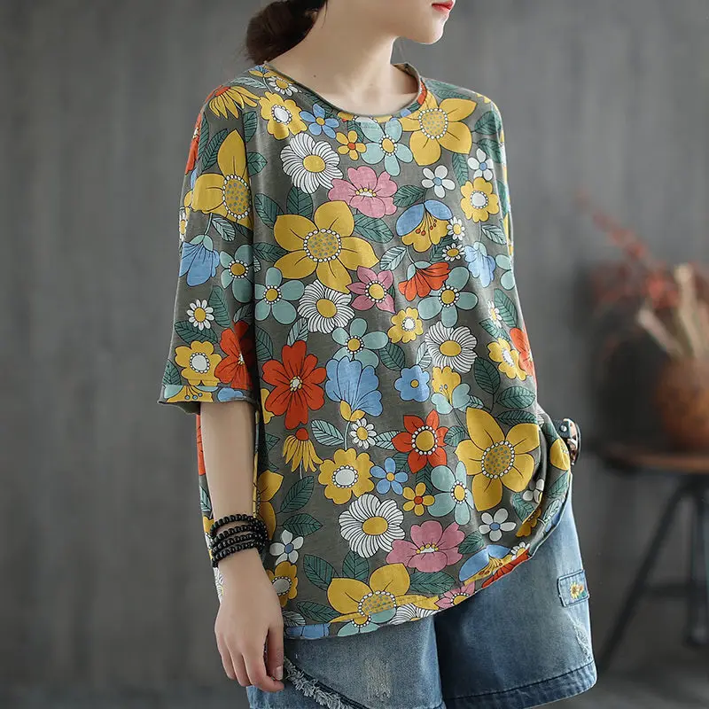 

Summer Tee New Casual Large Size Female T-shirt Literary Retro Printing Round Neck Short Sleeve Women's Shirt And Tops