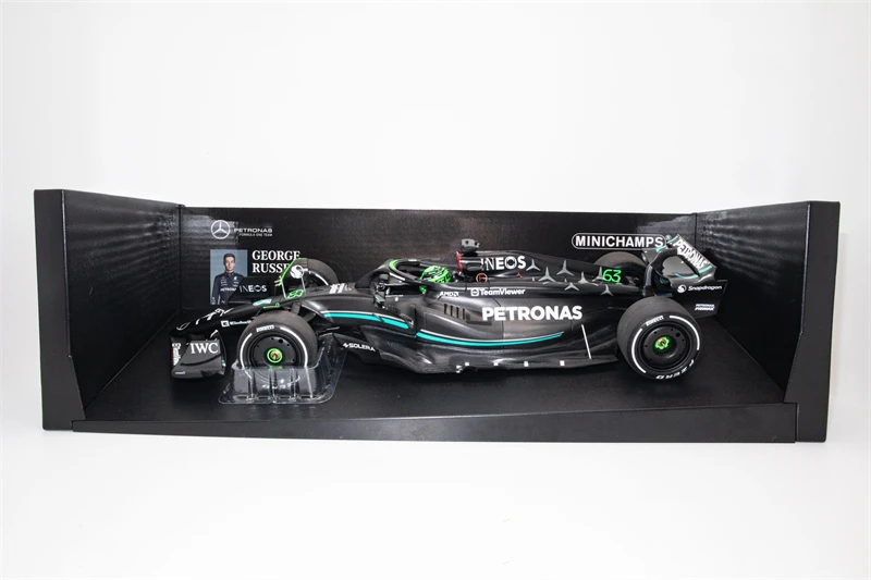 MINICHAMPS 1:18 F1 2023 PETRONAS W14 E PERFORMANCE 2023 Model Car