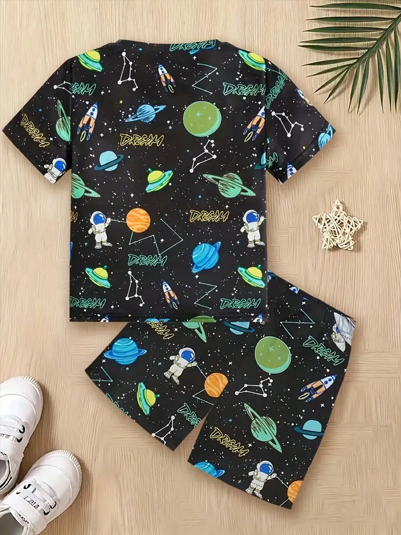 Children's Clothing Set Summer Rocket Planet Print Round Neck Short Sleeved T-Shirt Top + Rocket Planet Print Elastic Waist Shor