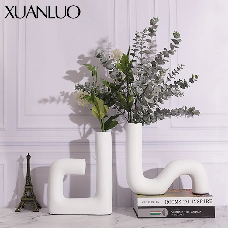 Nordic modern creative resin vase, home living room dried flower ware, soft decoration ornaments