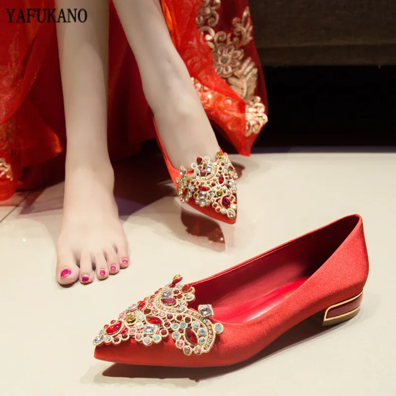 Red Satin Silk Chinese Style Wedding Shoes Square Low Heel Bridal Pregnant Women Pumps Luxury Rhinestone Buckle High Heels 34-41