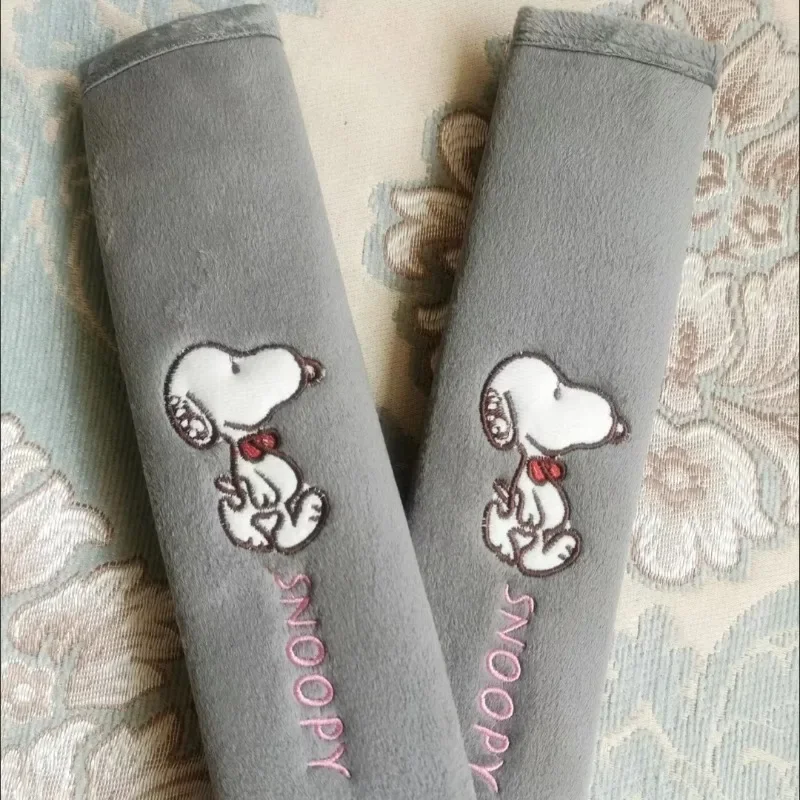 2 قطعة سنوبي غطاء حزام مقعد السيارة الكرتون أفخم حزام أمان السيارة وسادة العالمي السيارات الاطفال الكتف وسادة حامي السيارة الداخلية