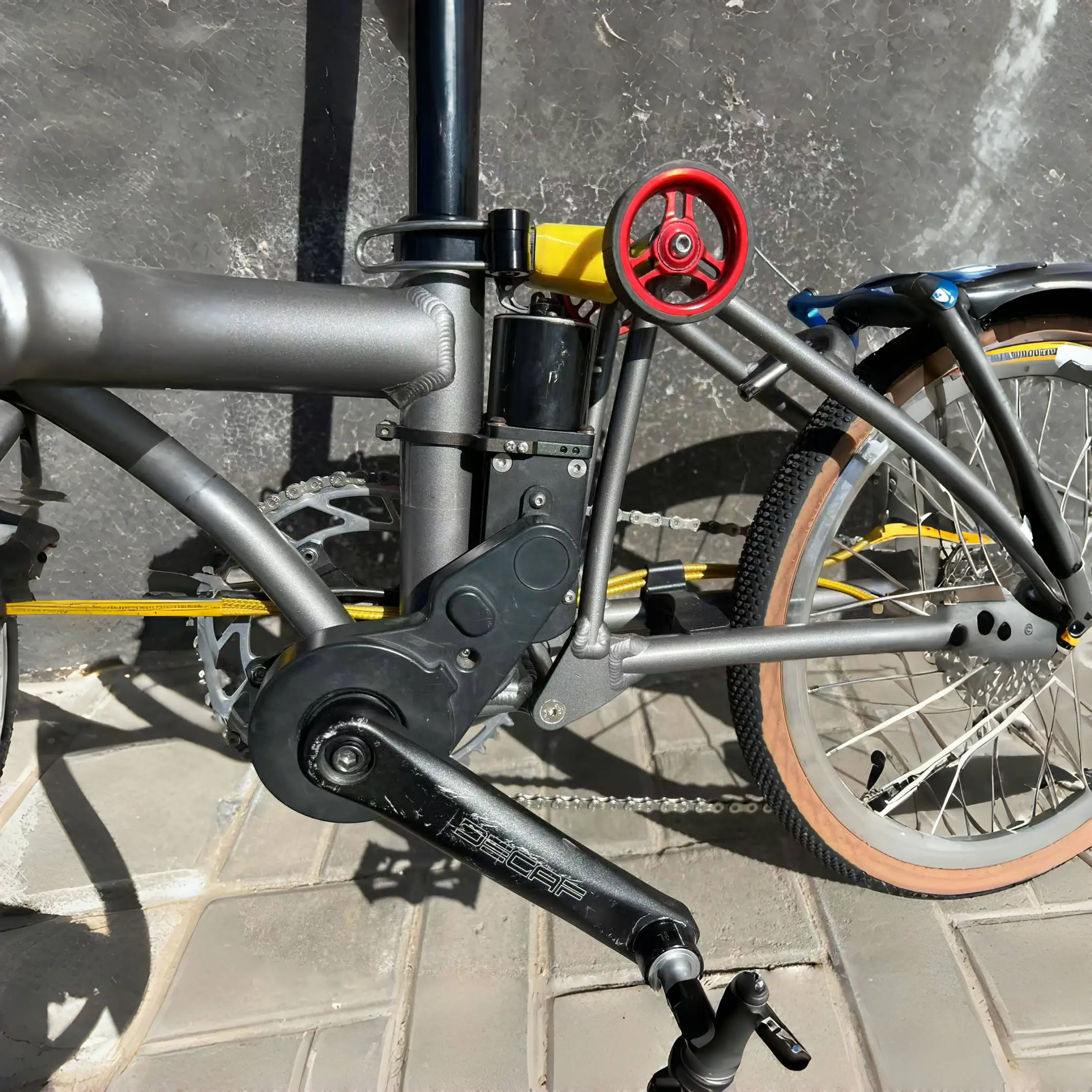 

COMEPLAY Складной велосипед, совместимый с электроприводом в сборе с двигателем