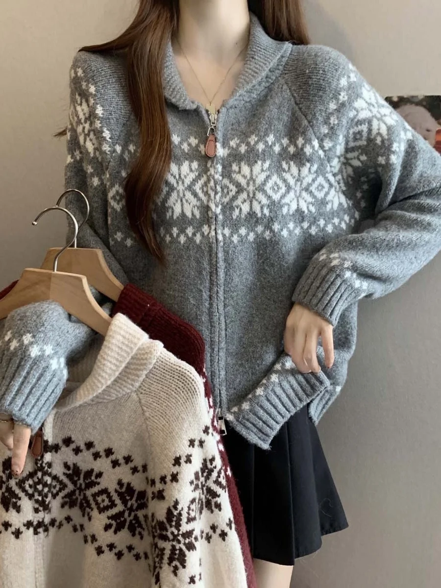 

plus Size Fashionable Long Sleeve Knitted Sweater Casual Loose Slimming Design Autumn Winter New Style Women's Knitted Top