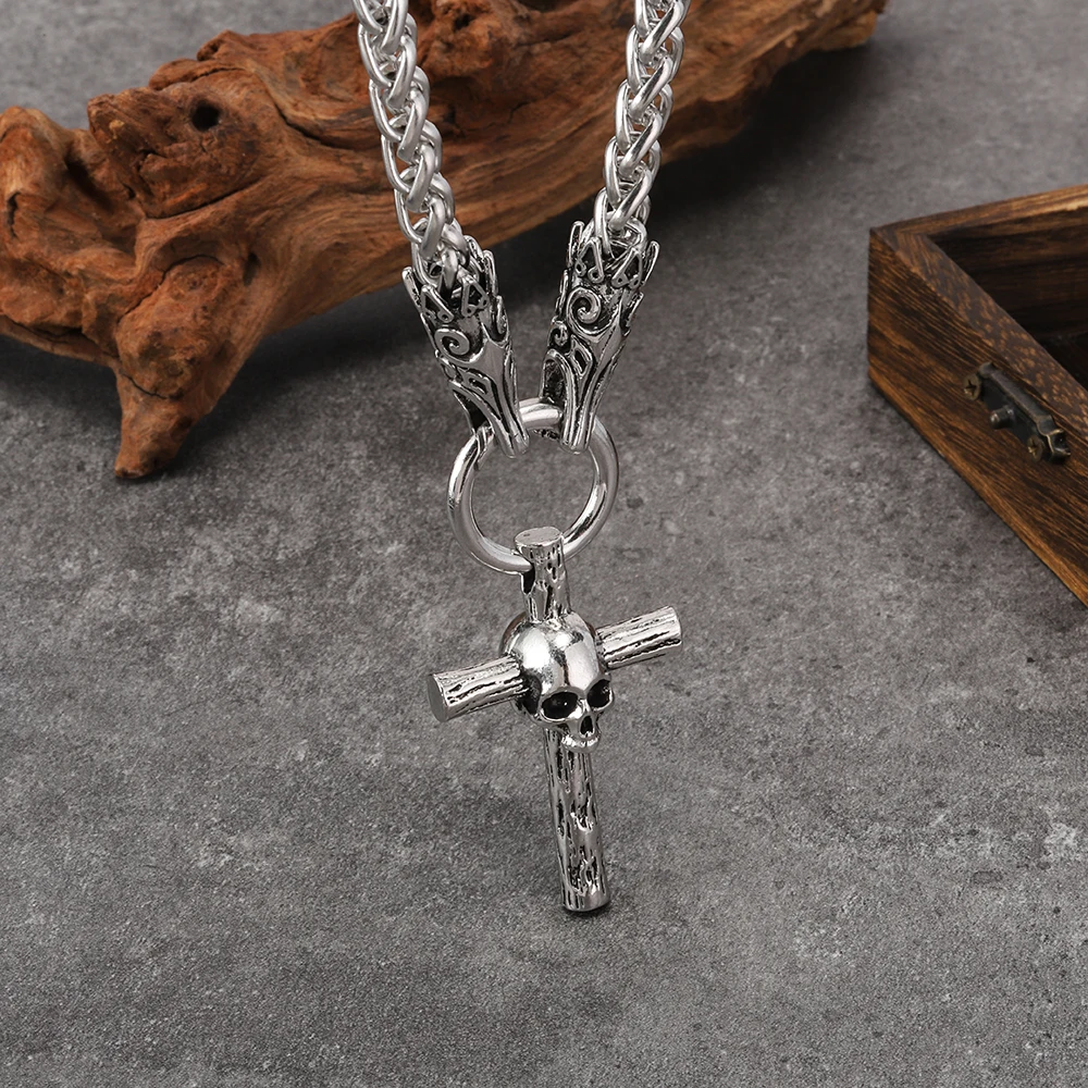 جديد الشرير نمط الجمجمة الصليب قلادة قلادة الرجعية شيك الحد الأدنى تنوعا التنين العظام سلسلة الرجال قلادة