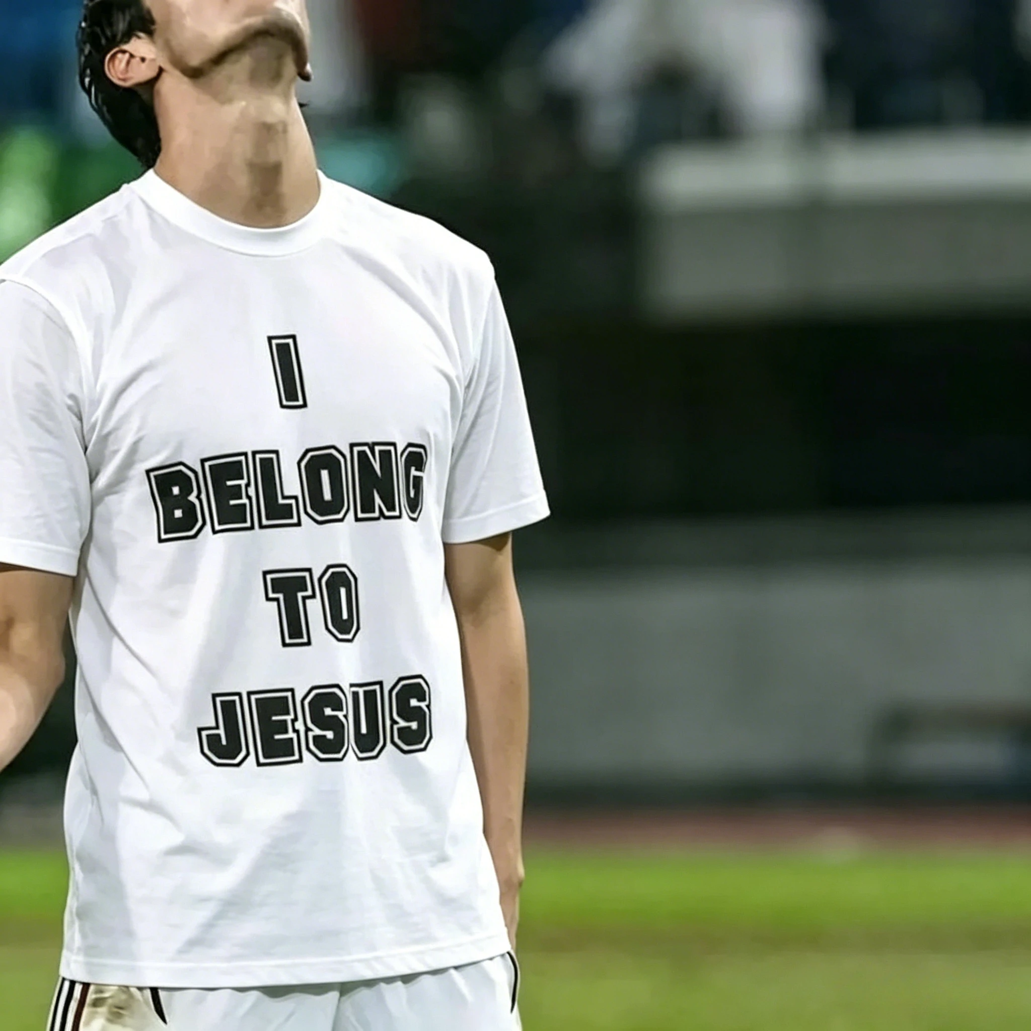 I belong to the Jesus Cotton T-shirt. It is a casual and fashionable clothing for spring and summer, suitable for daily wear.