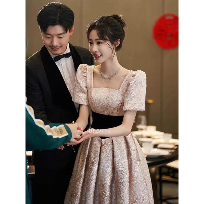 Glänzende Spitze, lange Ballkleider 2022, neue elegante, quadratische Ausschnitt, bodenlang, langes Hochzeitskleid, Damen-Party-Abendkleider, individuell gestaltet