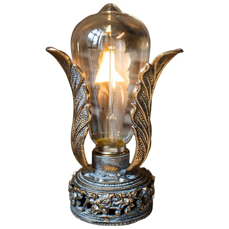 Small Night Lamp Emergency Table Lamp Retro Nostalgic Iron Decoration Desktop Decoration Crown