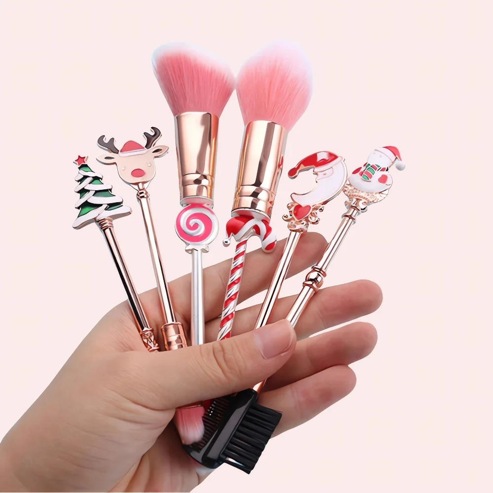 Conjunto de pincéis de maquiagem de Natal de 5/6 peças - presente de feriado |   Pincéis fofos de desenho animado de doces de árvore de Natal de rena de Papai Noel