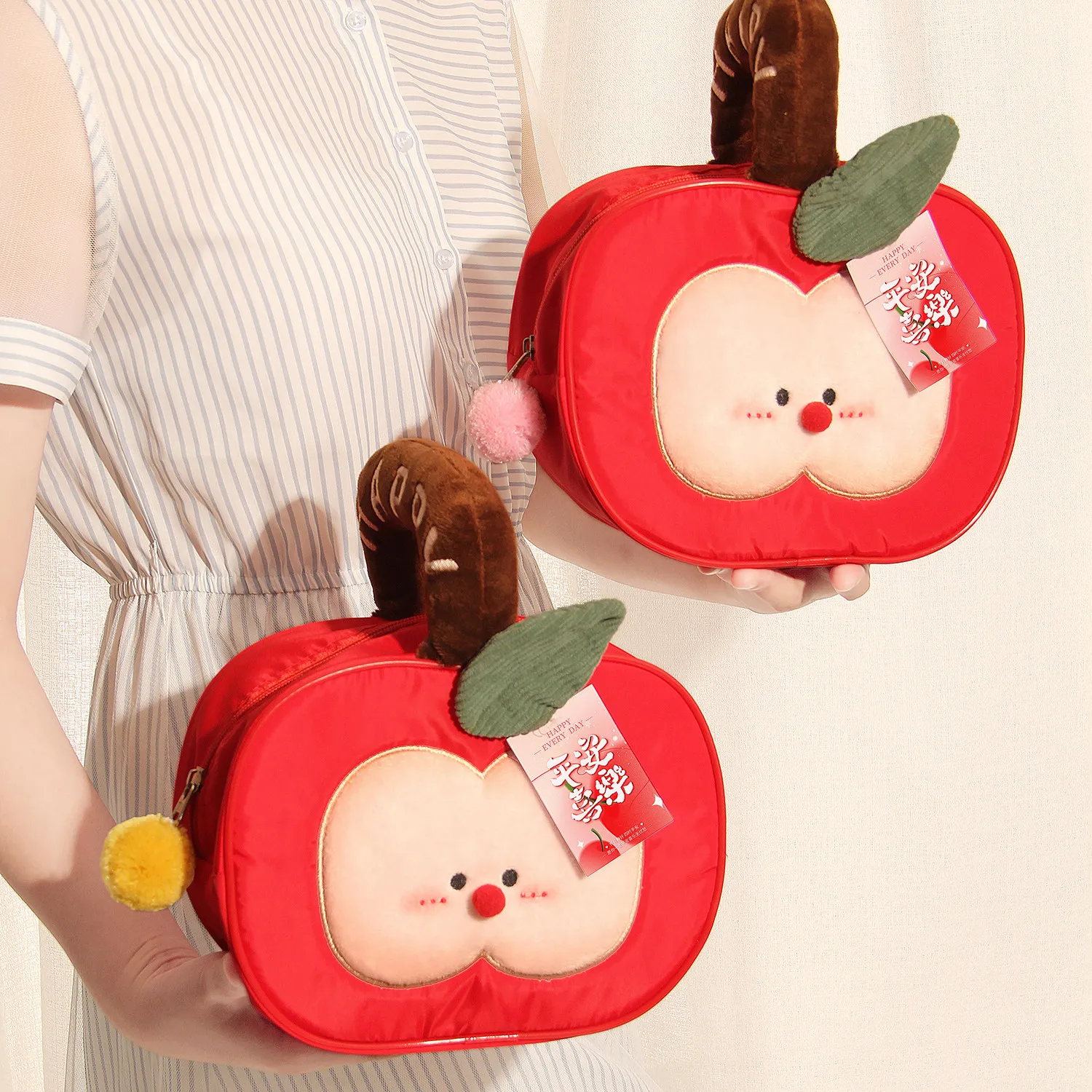 Red Cute Apple Handbag Fashionable Soft Plush 3D Cartoon Women's Handbag Travel Wash Skincare Storage Bag Makeup Bag 2026 New