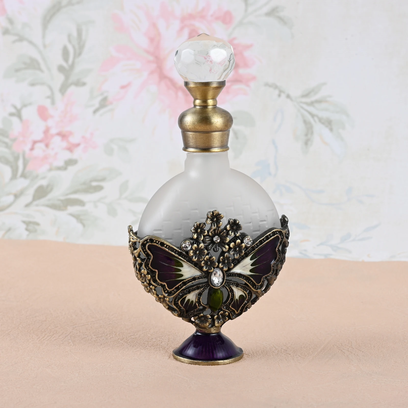 1pc Antique Bronze Enamel Butterfly Mini Bottle Empty Perfume Jar 10ml Crystal Cap Ornament Decor Bathroom Dresser Desk Mirror