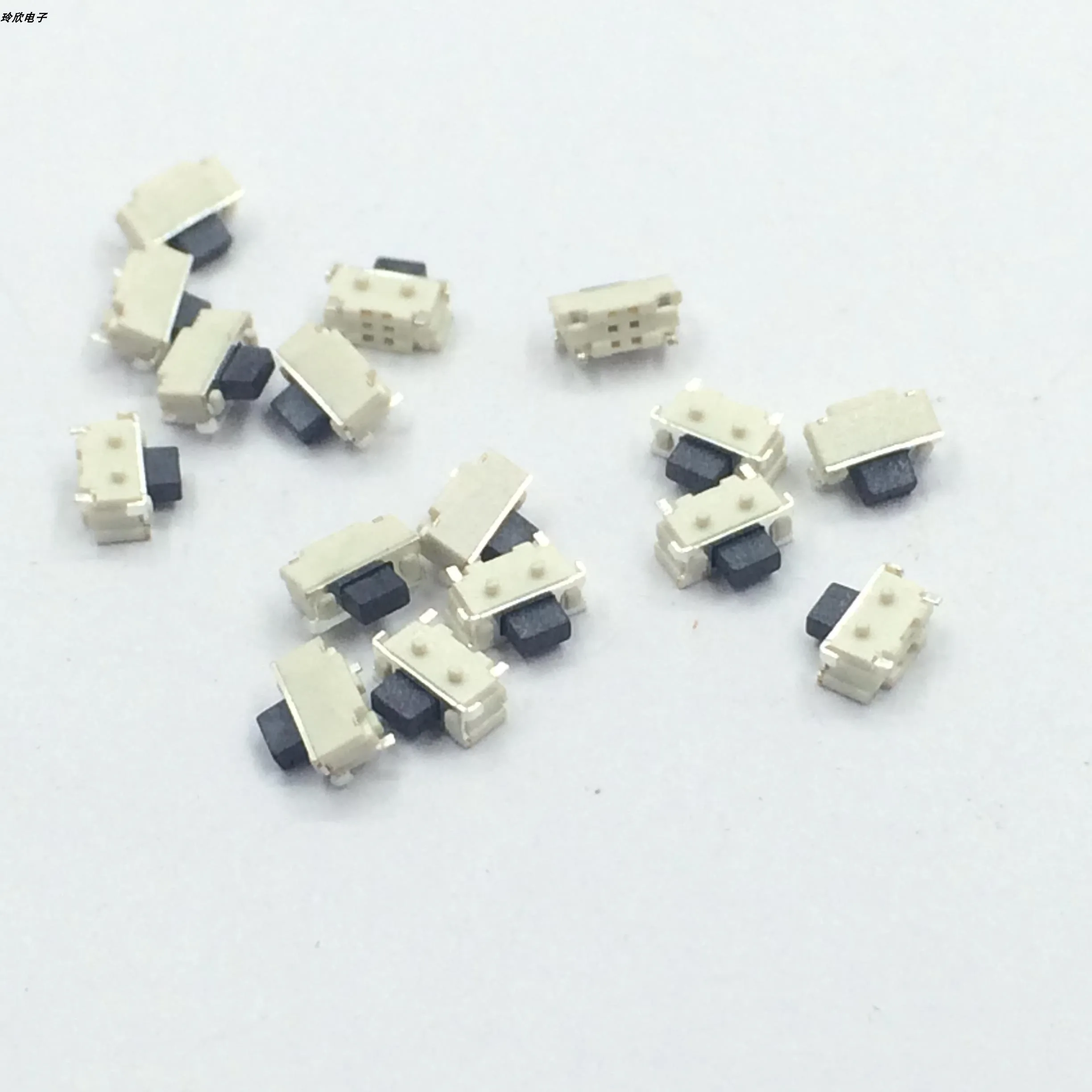 10PCS Side stick 2*4*3.5MM touch switch Micro SMD side key switch /MP3/MP4 small baby roll tape