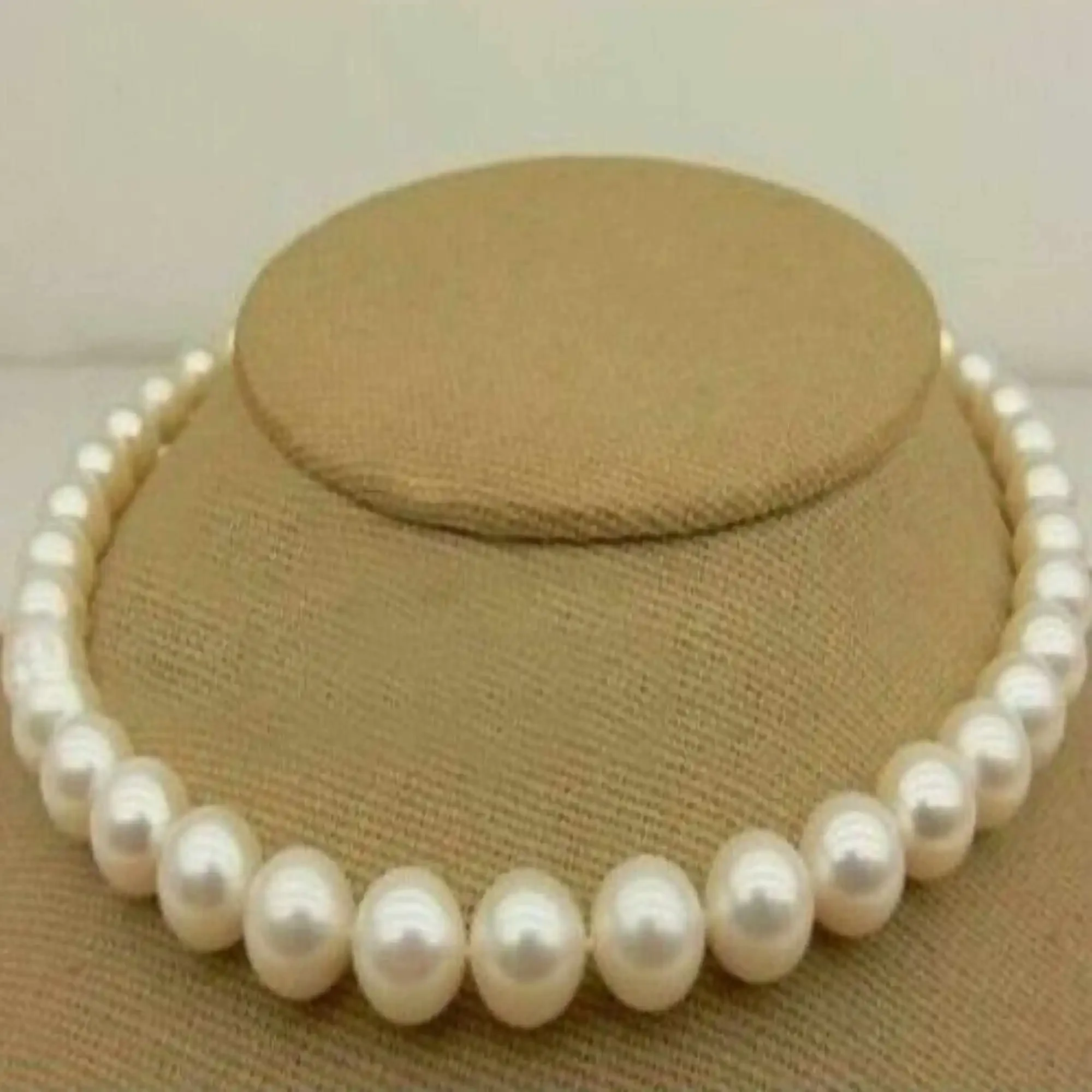 

9-10mm natural south sea white round pearl 14k Gold necklace Pray Wristband Calming Elegant Relief Meditation Blessing Glowing