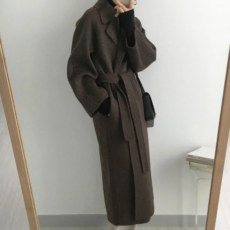 Imagem -04 - Jaqueta Longa de lã Feminina Estilo Coreano Cabolsa de Batwing Sobretudo Solto Quente Monocromático Cinto Roupa de Inverno 2023