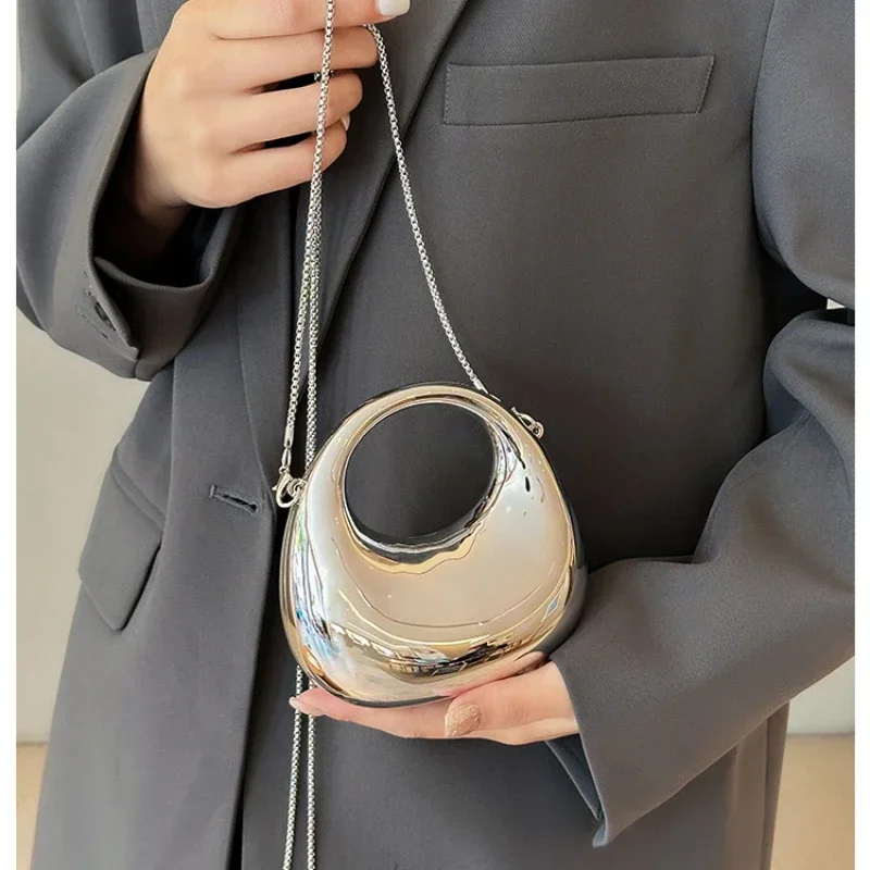 Hot Selling Women's Crossbody Bag 2024 New PVC Metallic Luster Half Moon Party Banquet Women's Bag Luxury Handbag Bolso De Mujer view 4