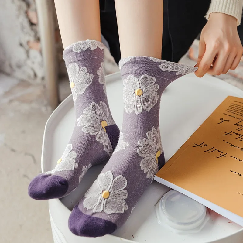 Calcetines de tubo medio para mujer, medias ligeras y cómodas con diseño de flores y burbujas, estilo Kawaii Vintage, para todas las estaciones, 1 par, 2024