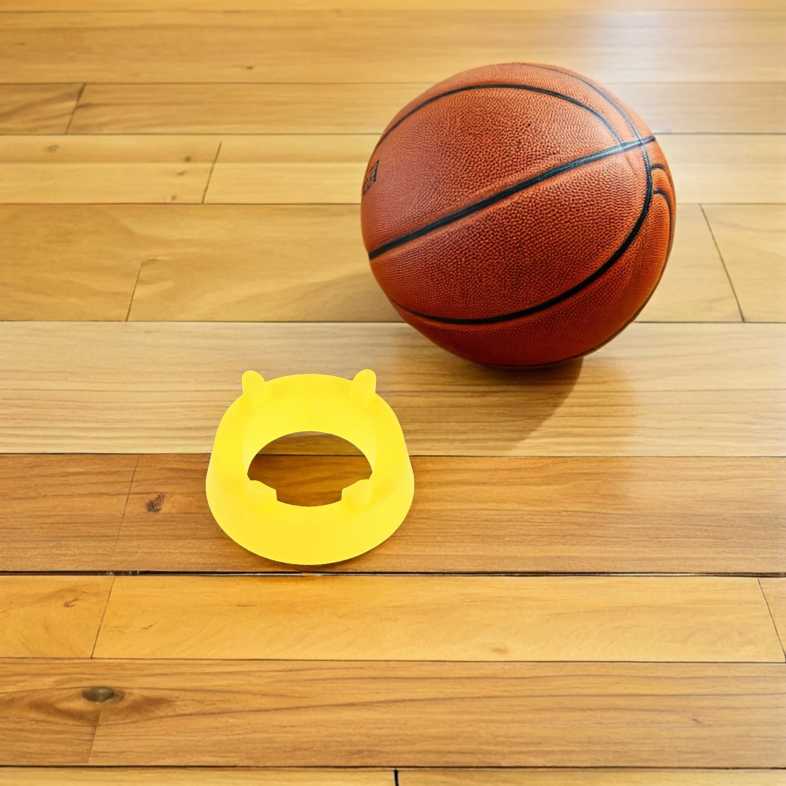 

5pcs Round Four-Corner Ball Holder Plastic Sphere Stand For Basketball Football Volleyball Sports Equipment Storage Rack