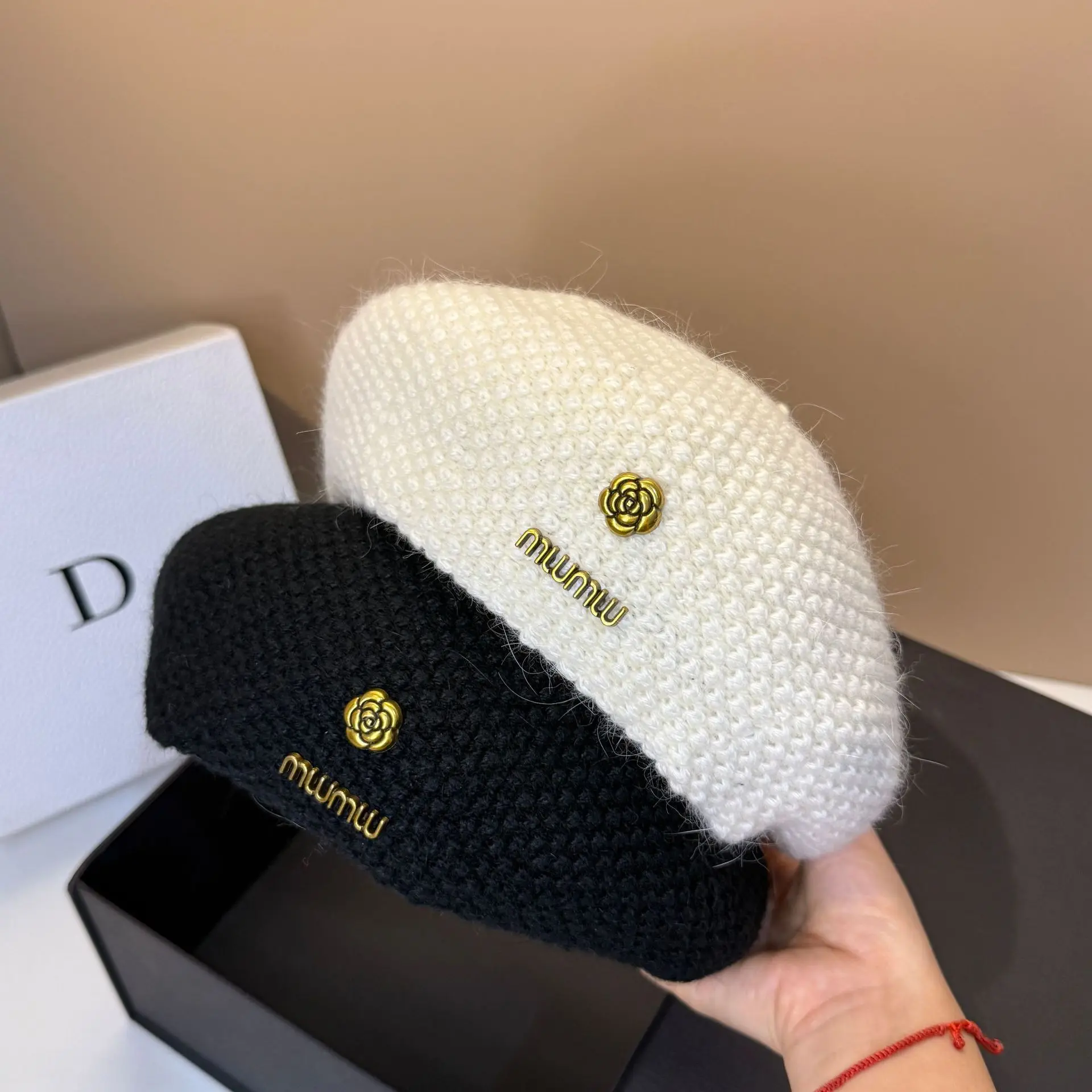 2026 Autumn and Winter New Flower Rabbit Hair Beret Cap Women Outdoor Versatile Warm Painter Hat Ladies Luxury Casual Bud Hats