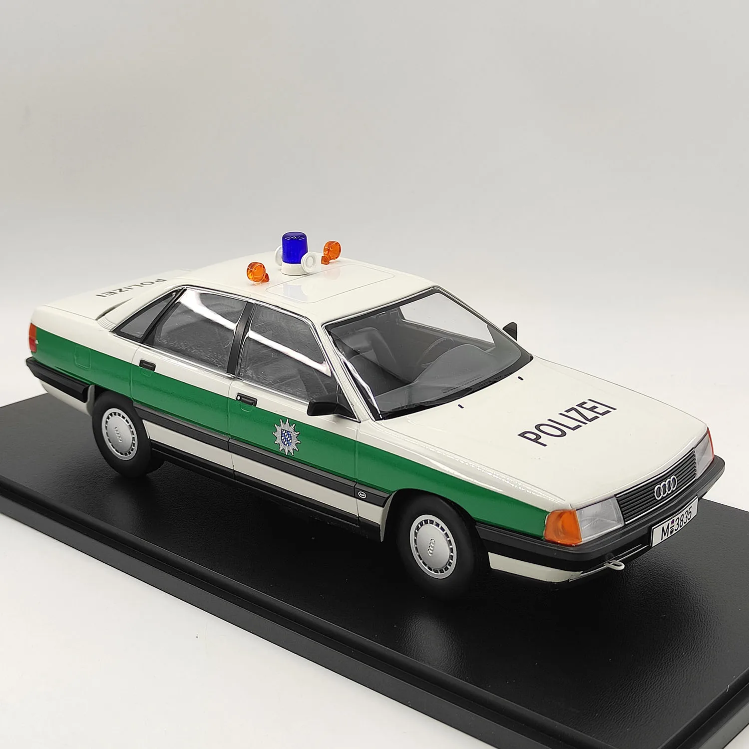 

KK масштаб 1:18 1989 Audi 100 C3 немецкая модель автомобиля из сплава