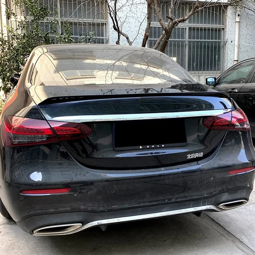 

Suitable For Mercedes-Benz E-Class W213 E260 E300 2016 + E63S Tail Fixed Wind Wing Spoiler Modification