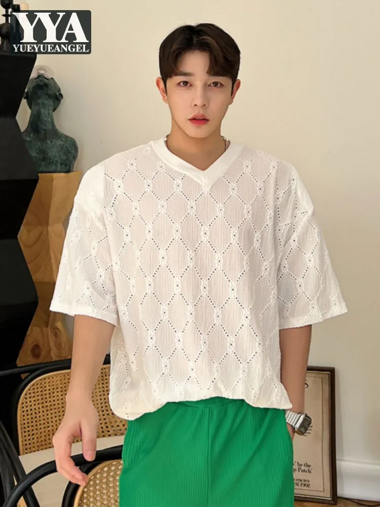 Designer Summer V-Neck Casual Tops Men Short Sleeve Loose Fit Hollow Out Plaid Fashion T-Shirt Solid Color Men Pullover Tees Top