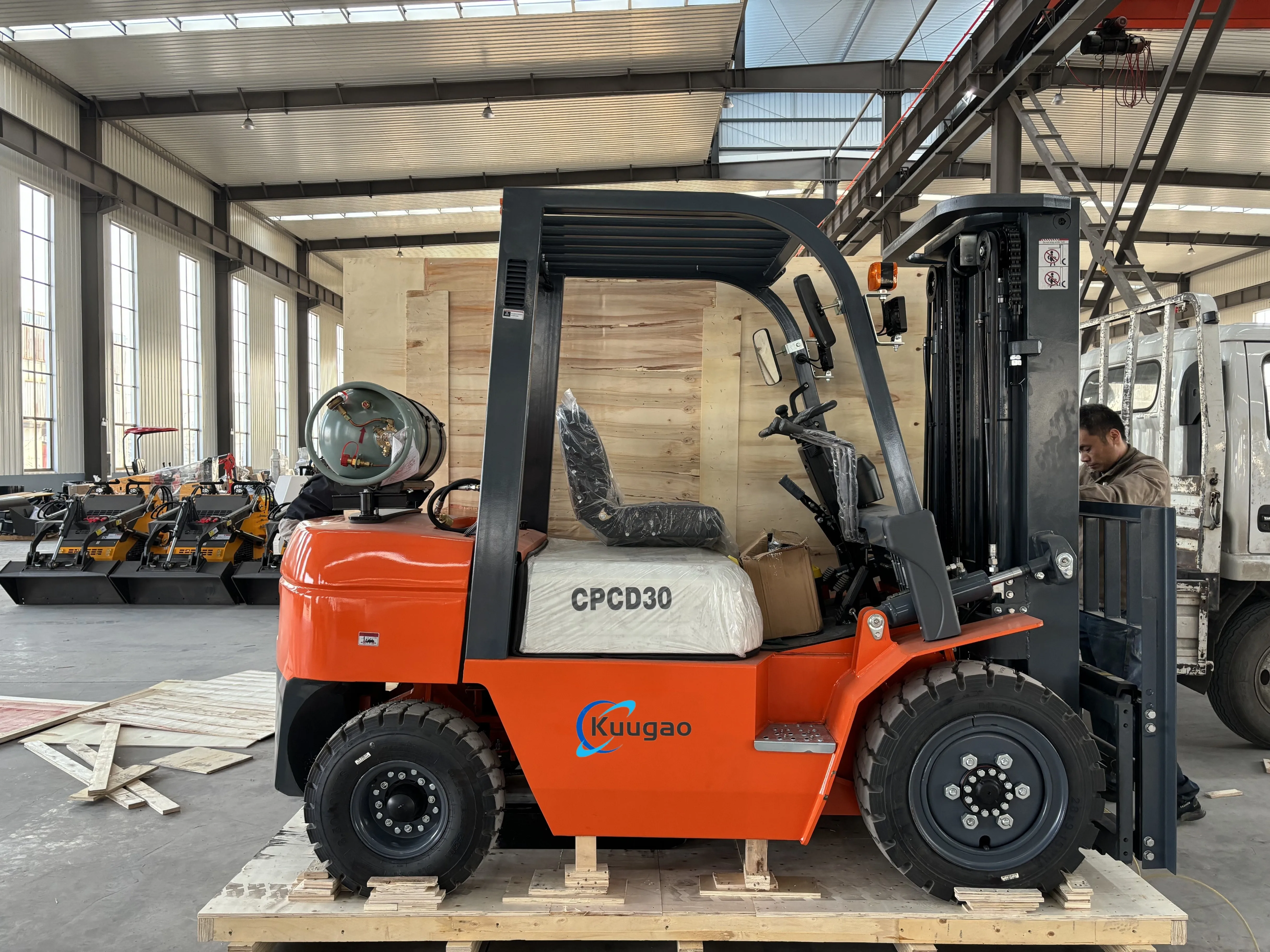 

Diesel Forklift Free Shipping 3.5 Ton 2Ton Four Electric Wheels CounterbalanseInternal Customizable Gas LPG Diesel Forklift Sale