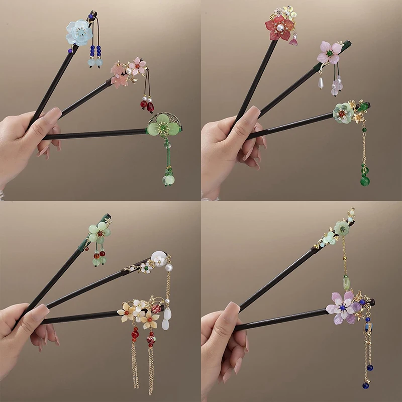 Ancient style imitation Hetian jade petal hairpin, fringed step hair hairpin imitation ebony ancient clothing Hanfu disc hair