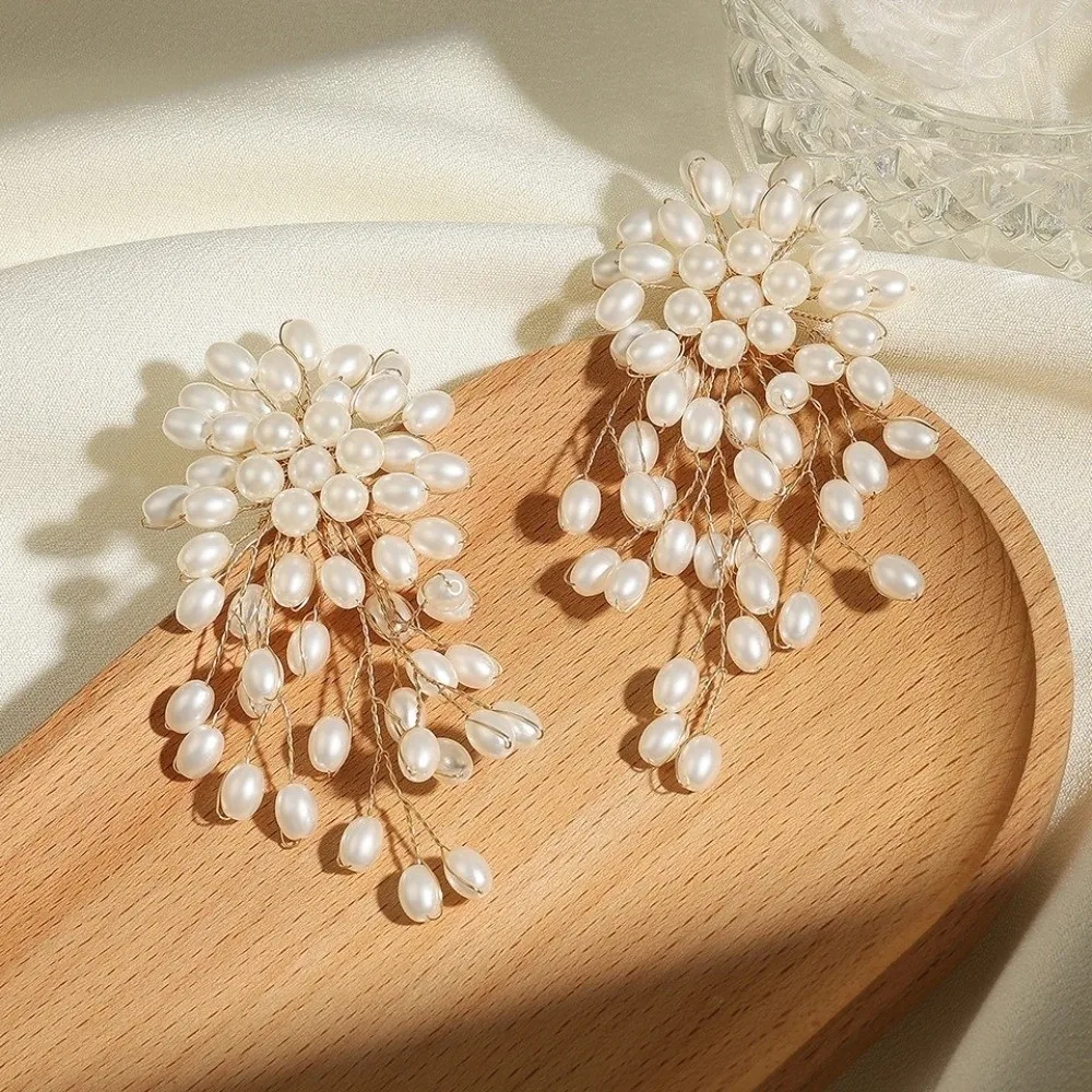 French Elegant Imitation Earrings Long Design Exaggerated Style Pearls Flower Earrings Temperament Tassel Dangle Earrings