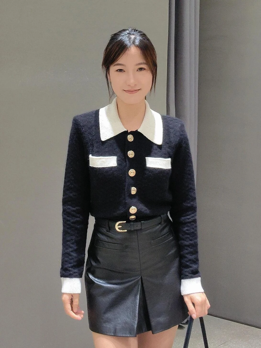 

SelfSP 2026 New Bla White Contrast Color Cisas Knitted ort Cardigan Women's Faion Top pro Version Autumn Season