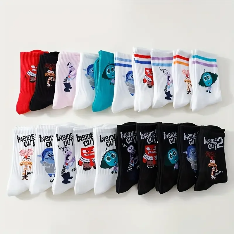 10 Paar zufällige Cartoon-Socken Set, Cartoon-Charakter Rundhals-Socken, weiche Baumwoll-Freizeitsocken, geeignet für den täglichen Straßenstil. – Detail 4