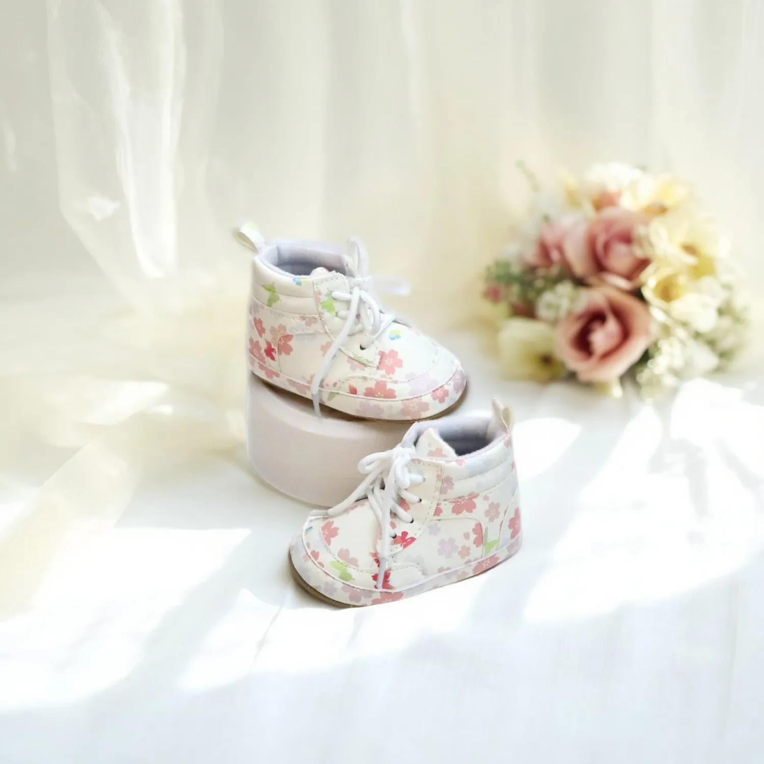 รองเท้าเด็ก รองเท้ากีฬา รองเท้าเดินเด็ก 0-6-12-18 เดือน ดีไซน์ดั้งเดิมกันลื่นและระบายอากาศได้ดี