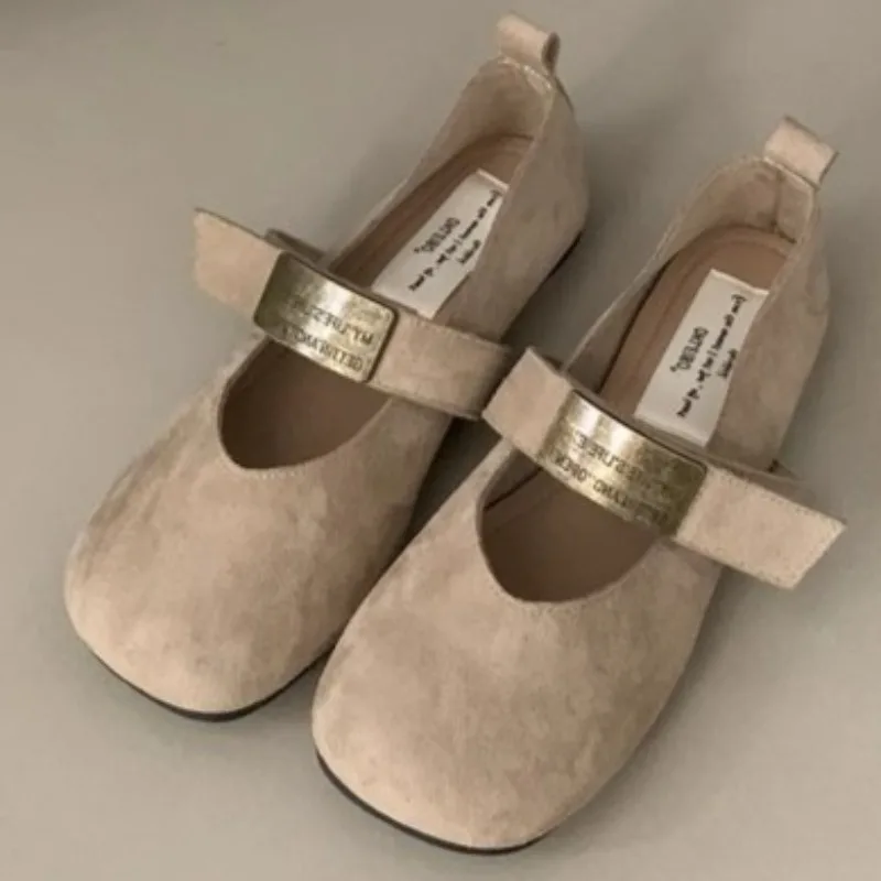 2025 Mocassini da donna con design a punta quadrata di nuova moda primavera 2025, passeggiate all'aperto, comode scarpe basse impermeabili in pelle scamosciata poco profonda