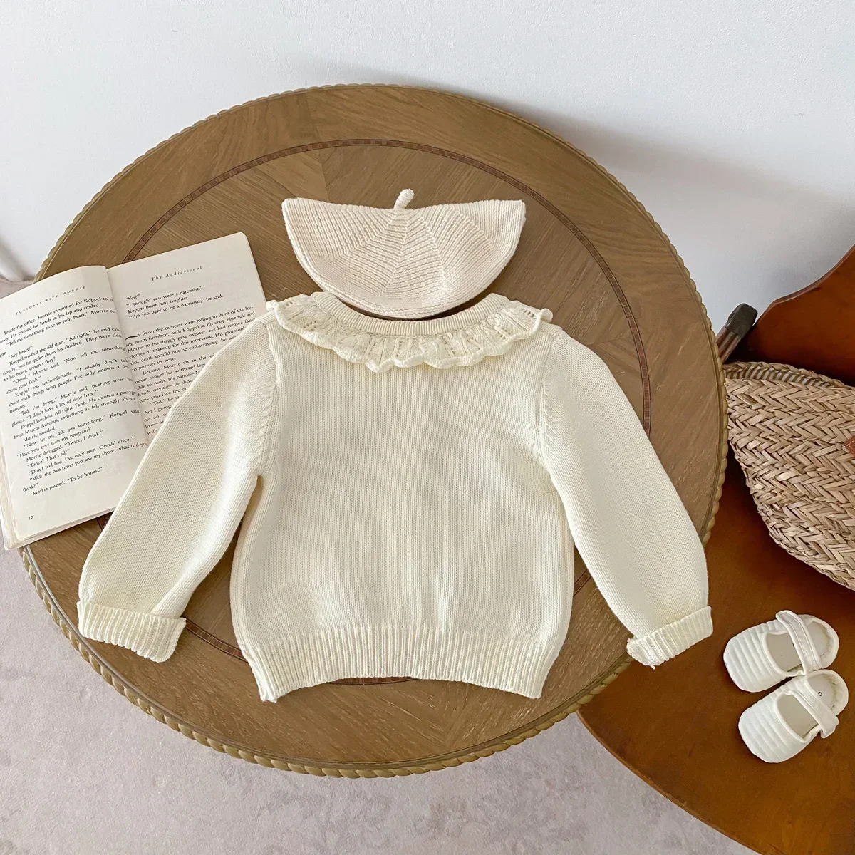 8431 Baby Clothes Girl's Knitted Sweater Winter Spring New Flowers Embroidered Girl's Cardigan Lotus Leaf Collar Knitted Tops