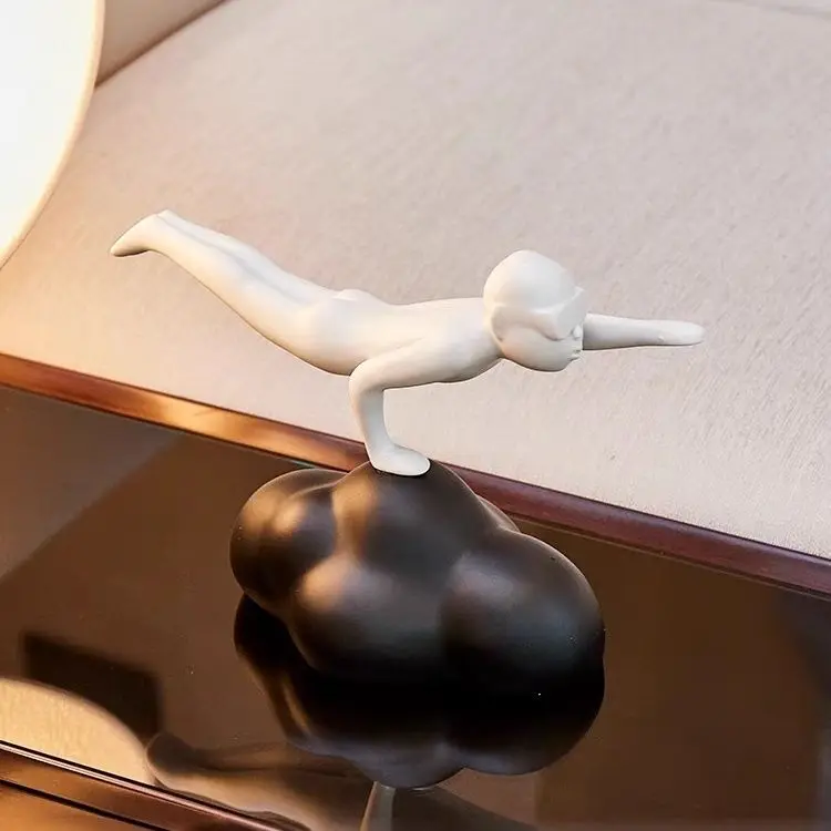 Minimalist Modern Creative Little Flyer Figurine Home Decor for Living Room Entryway Sample Room Hotel Desktop Ornament